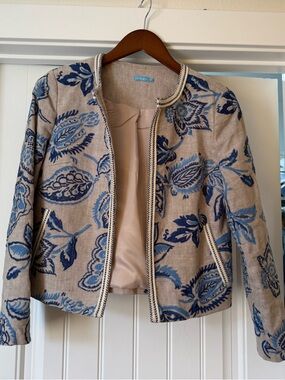 J. McLaughlin Beige Linen Jacket with Blue Floral Embroidery